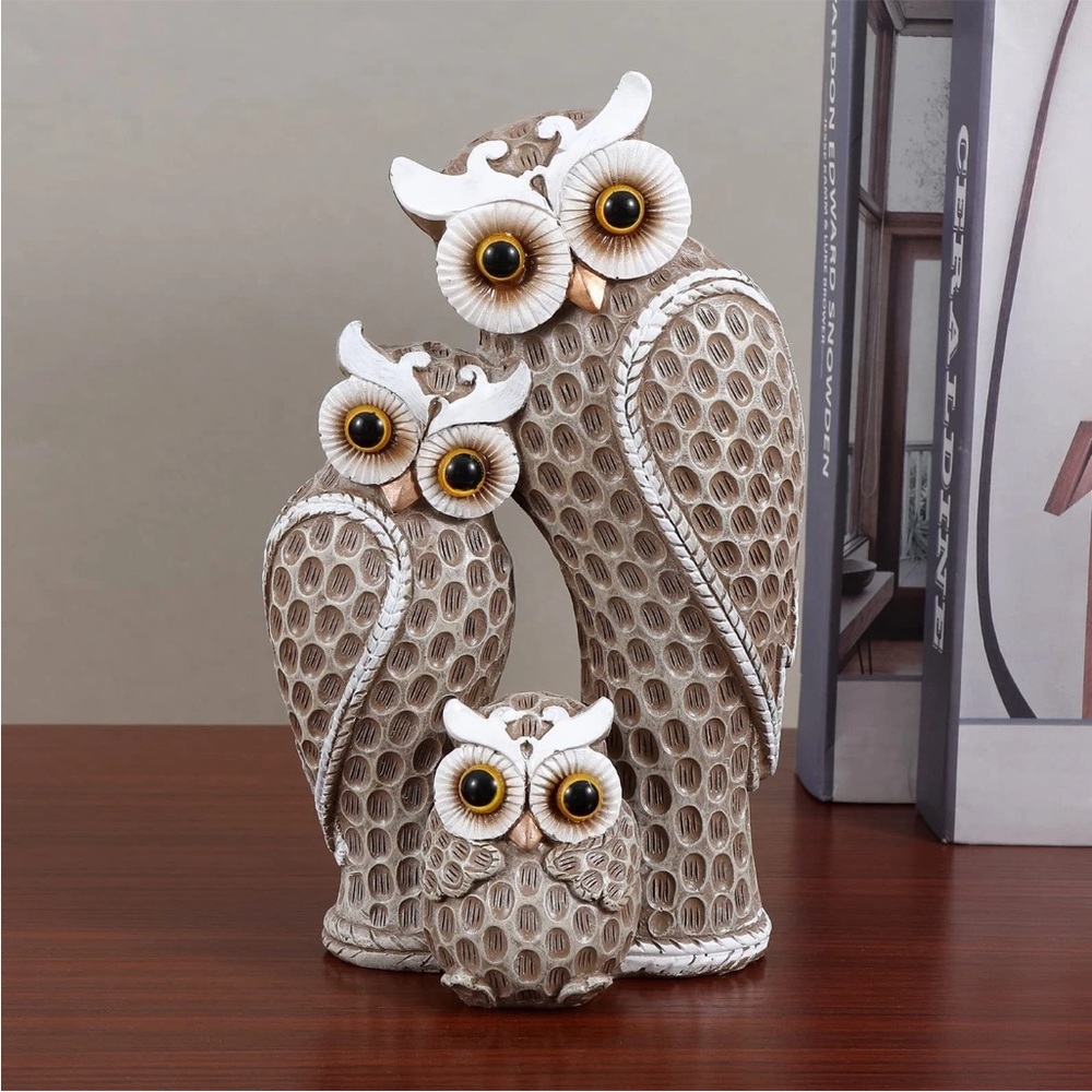 Resign Owl Family Figurine - Picture 7 of 12